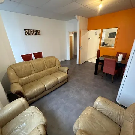 De La Gare Hotel *