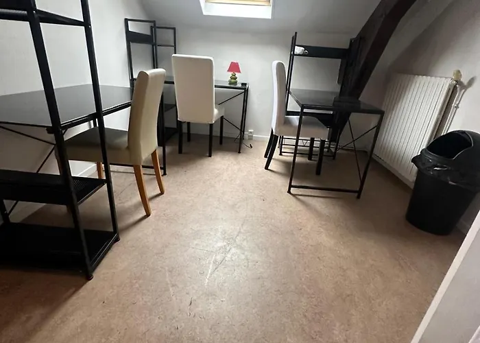 酒店 De La Gare 塔布